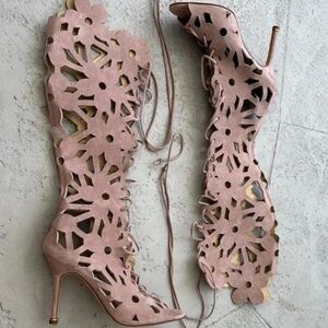 Manolo Blahnik RARE Laser-Cut Cutout Lace-Up Knee-High Heeled Boots- Tan 37 EUC